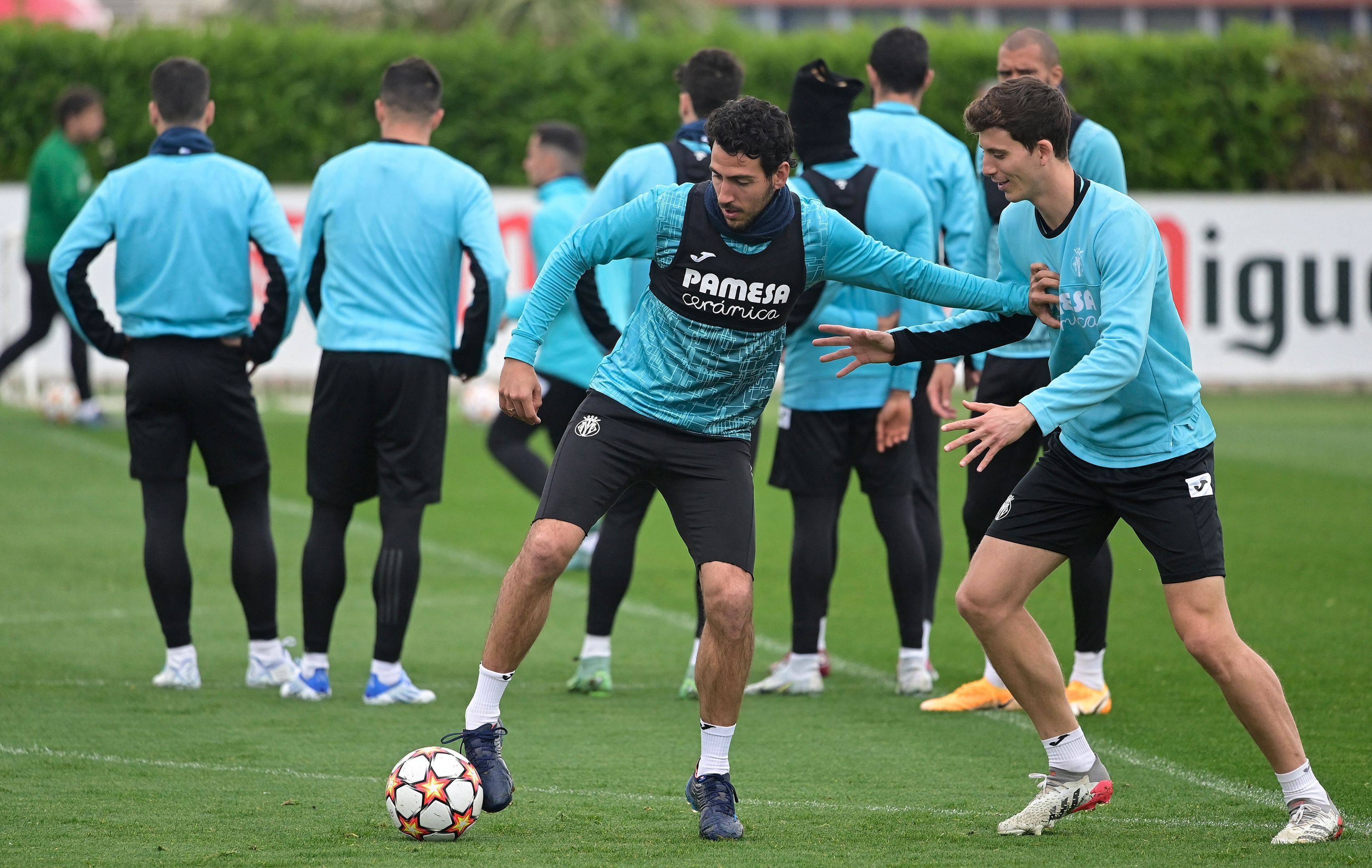 比利亚雷亚尔对帕纳辛纳科斯