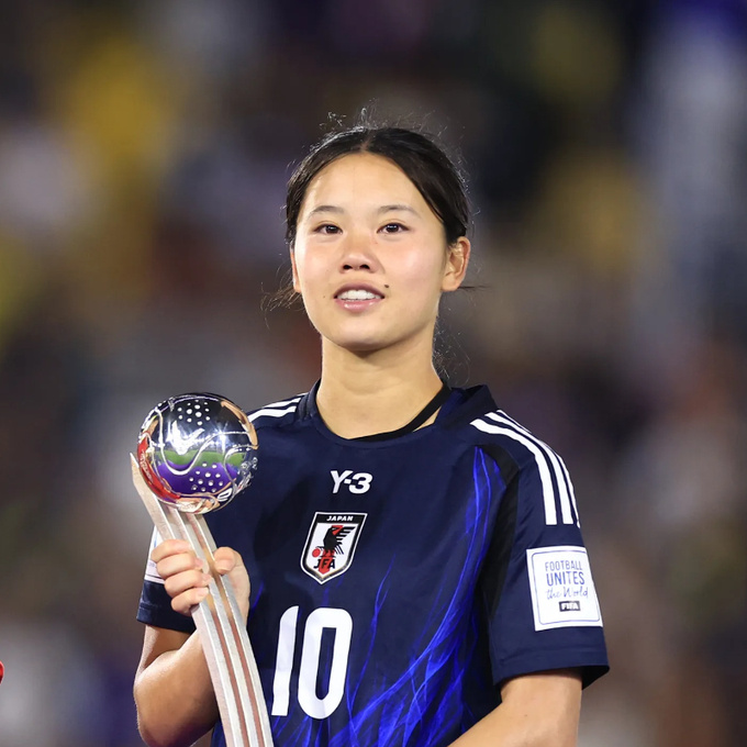 年轻球员表现出色,获得关注和赞赏的句子