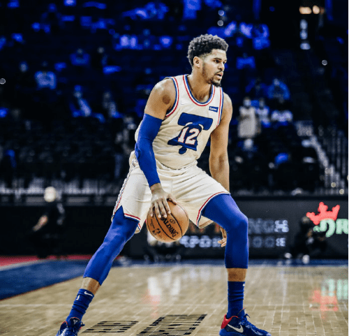 蚂蚁撼动大树是什么成语